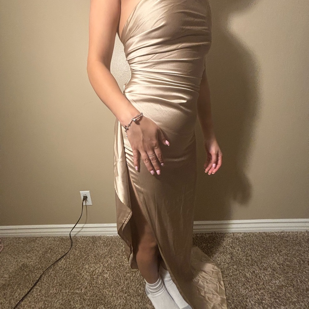 Chic One Shoulder Gold Dress